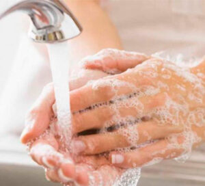 Equipos de protección y lavado de manos